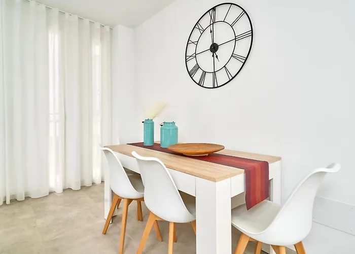 Casa Tita Mercedes * Нерха